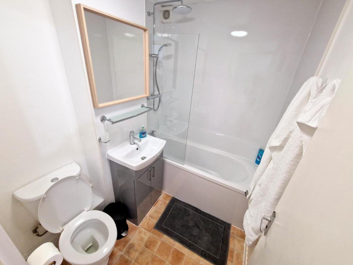 Flat In Battersea, 5 Minutes From Clapham Junction Station Apartman London Kültér fotó